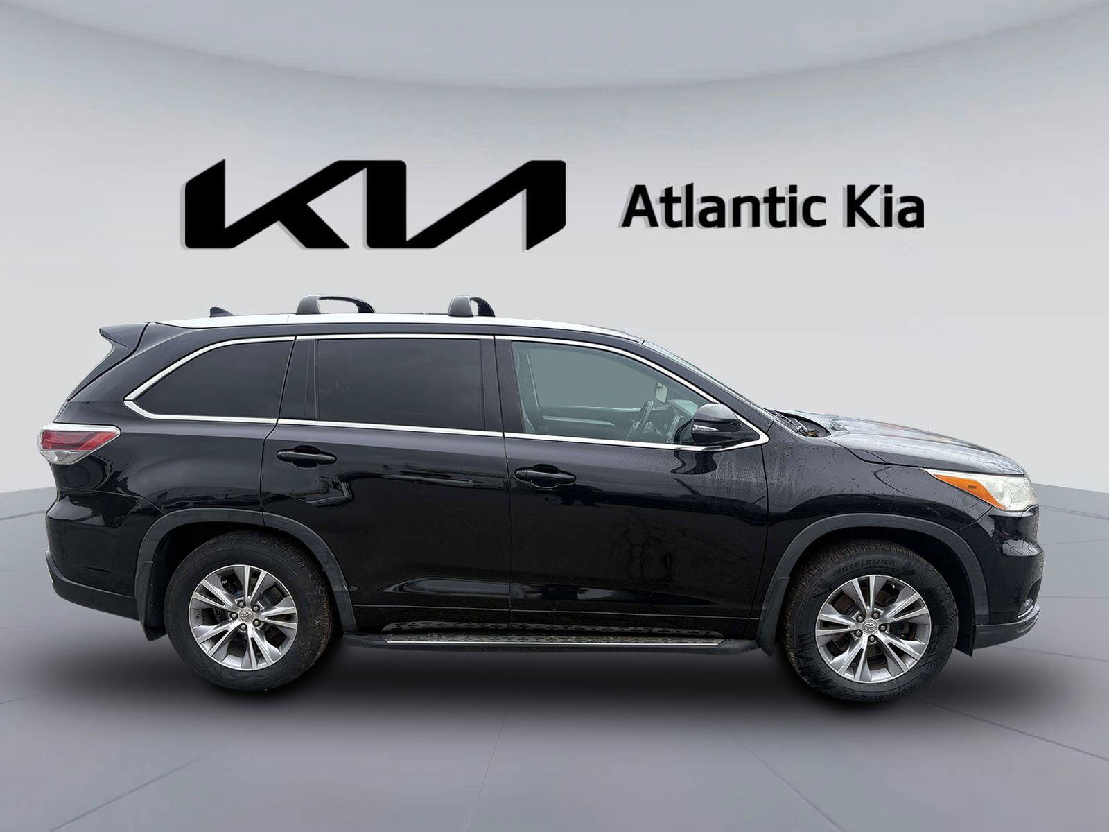 Used 2015 Toyota Highlander XLE AWD/4WD image 5