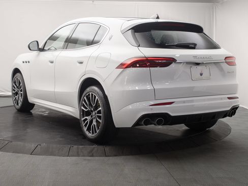 New 2025 Maserati Grecale GT AWD/4WD image 5