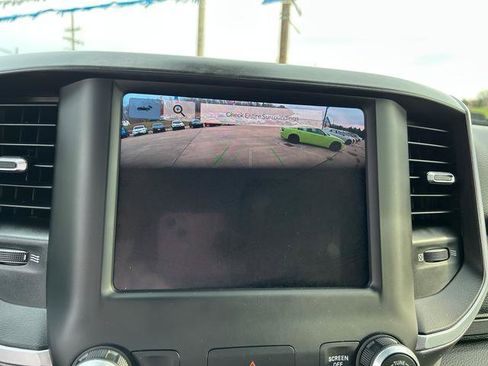 Used 2022 RAM 1500 Big Horn image 13