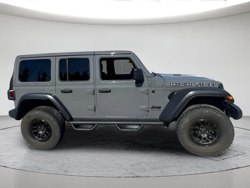 Used 2023 Jeep Wrangler Unlimited Sport AWD/4WD image 2
