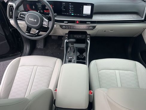 Certified 2025 Kia Sorento X-Line EX image 19