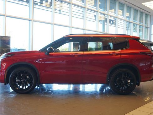 New 2026 Nissan Rogue Platinum image 2