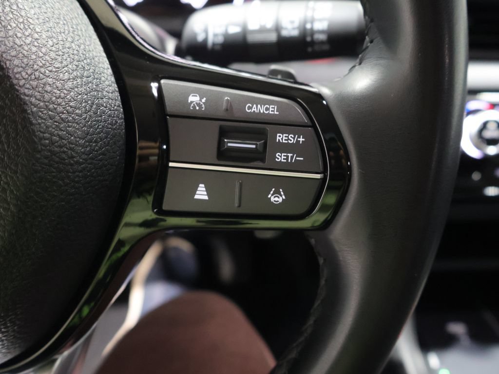 Used 2025 Honda Pilot EX-L image 42