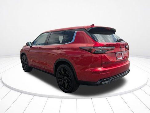 New 2026 Mitsubishi Outlander LE FWD image 5
