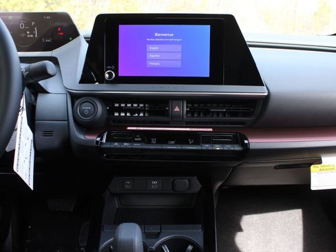 New 2026 Toyota Prius Plug-In Hybrid FWD image 12