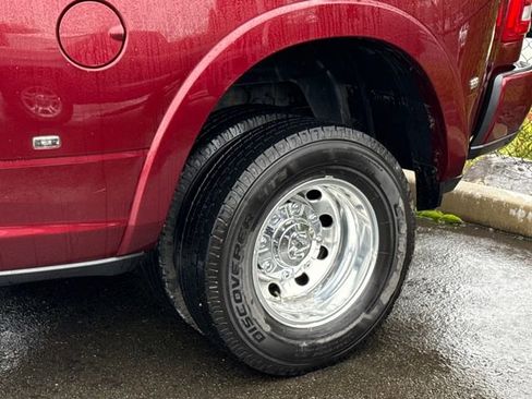 Used 2019 RAM 3500 Laramie image 8