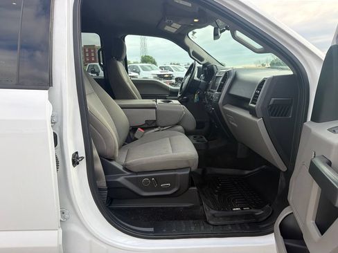 Used 2018 Ford F150 XLT w/ Equipment Group 302A Luxury AWD/4WD image 25