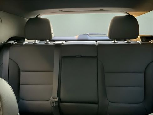 Used 2025 Chevrolet TrailBlazer RS w/ Convenience Package image 12