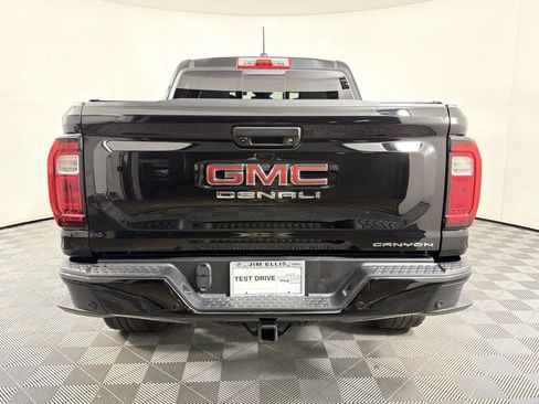 Used 2024 GMC Canyon Denali AWD/4WD image 5