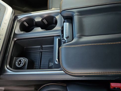 New 2026 Ford Expedition Tremor image 28