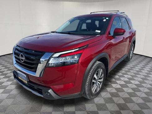 Used 2022 Nissan Pathfinder SL image 12