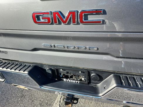 Certified 2024 GMC Sierra 1500 SLT w/ SLT Premium Package image 5