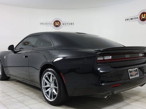 Used 2026 Dodge Charger Scat Pack AWD/4WD image 4