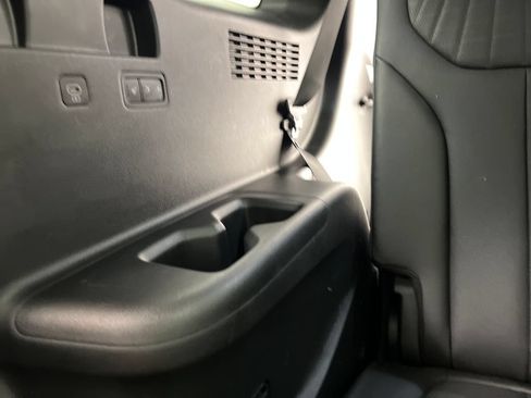 Used 2024 Hyundai Palisade Limited AWD/4WD image 42