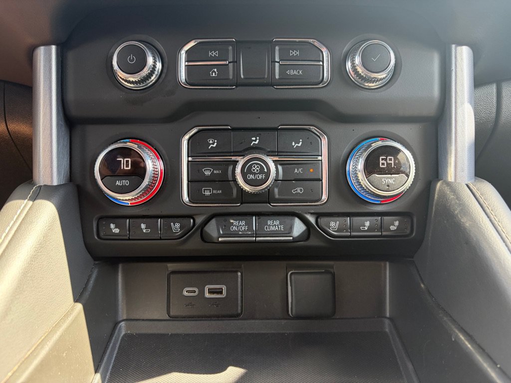 Used 2024 GMC Yukon SLT w/ SLT Luxury Package AWD/4WD image 52