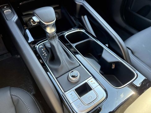 New 2025 Kia Telluride S image 31