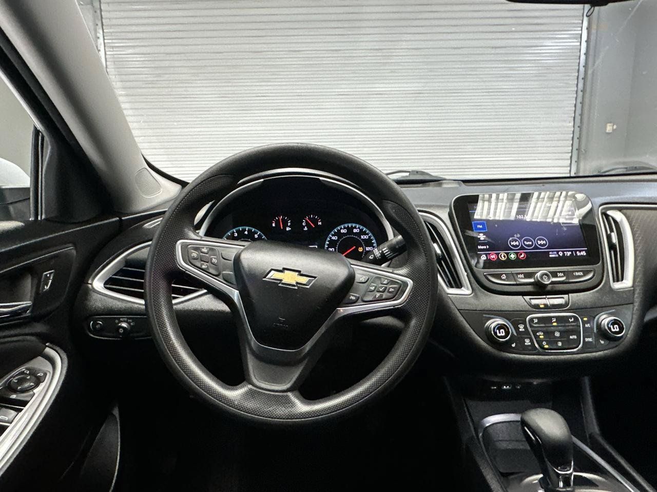 Used 2022 Chevrolet Malibu LT FWD image 14