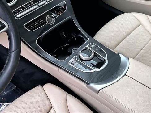 Used 2019 Mercedes-Benz C 300 Sedan image 15