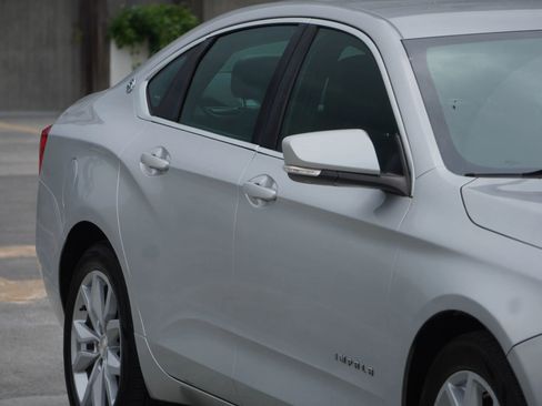 Used 2016 Chevrolet Impala LT image 22