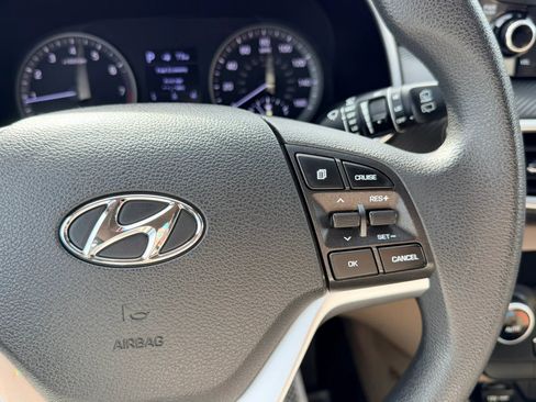 Used 2021 Hyundai Tucson SEL image 16