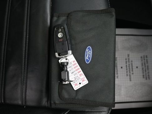 Used 2018 Ford EcoSport Titanium image 11