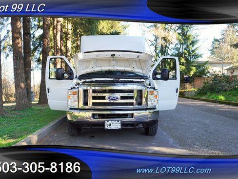 Used 2016 Ford E-350 and Econoline 350 Super Duty RWD image 25