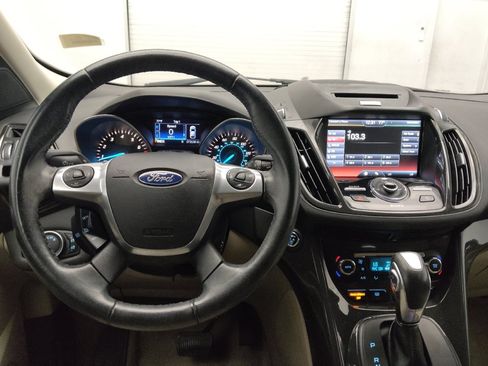 Used 2015 Ford Escape Titanium FWD image 22