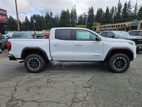 New 2026 GMC Canyon AT4 image 3