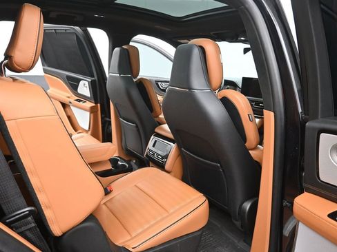 Used 2021 Lincoln Aviator Black Label w/ Dynamic Handling Package image 14