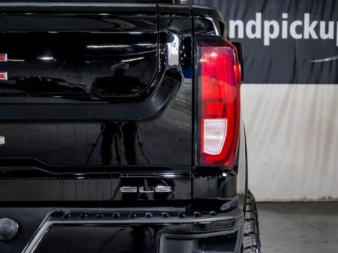 Used 2023 GMC Sierra 2500 SLE w/ SLE Value Package; image 43