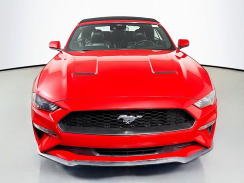 Used 2022 Ford Mustang Premium image 2