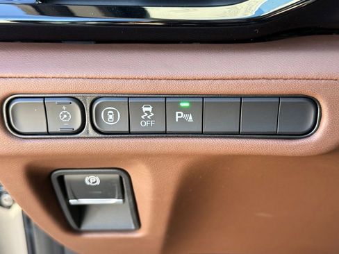 Certified 2026 Acura MDX w/ Technology Package image 28