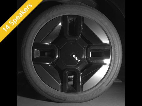 Used 2024 Kia EV9 GT-Line AWD/4WD image 13
