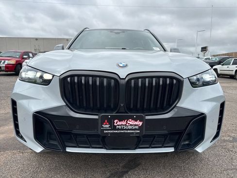 Used 2025 BMW X5 sDrive40i w/ M Sport Package RWD image 2