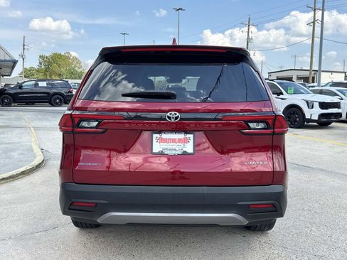 Used 2025 Toyota Grand Highlander FWD image 6