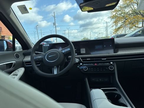 New 2026 Hyundai Sonata SEL image 19