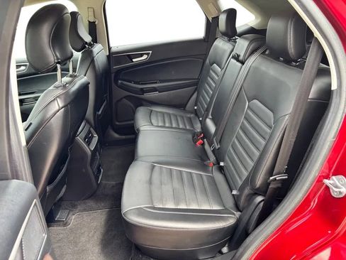 Used 2017 Ford Edge SEL w/ Equipment Group 201A AWD/4WD image 26