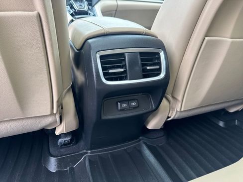 Used 2021 Acura RDX AWD w/ Technology Package image 32