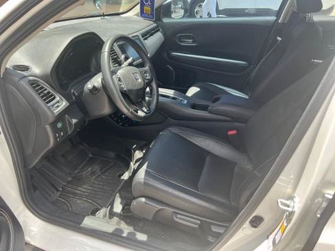 Used 2021 Honda HR-V EX-L image 5