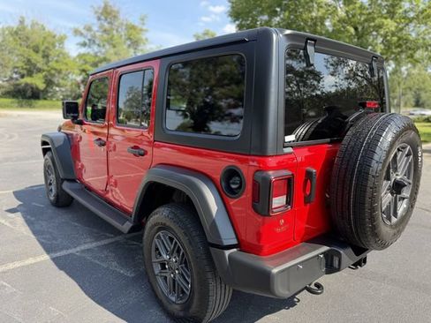 Used 2026 Jeep Wrangler Unlimited Sport AWD/4WD image 50