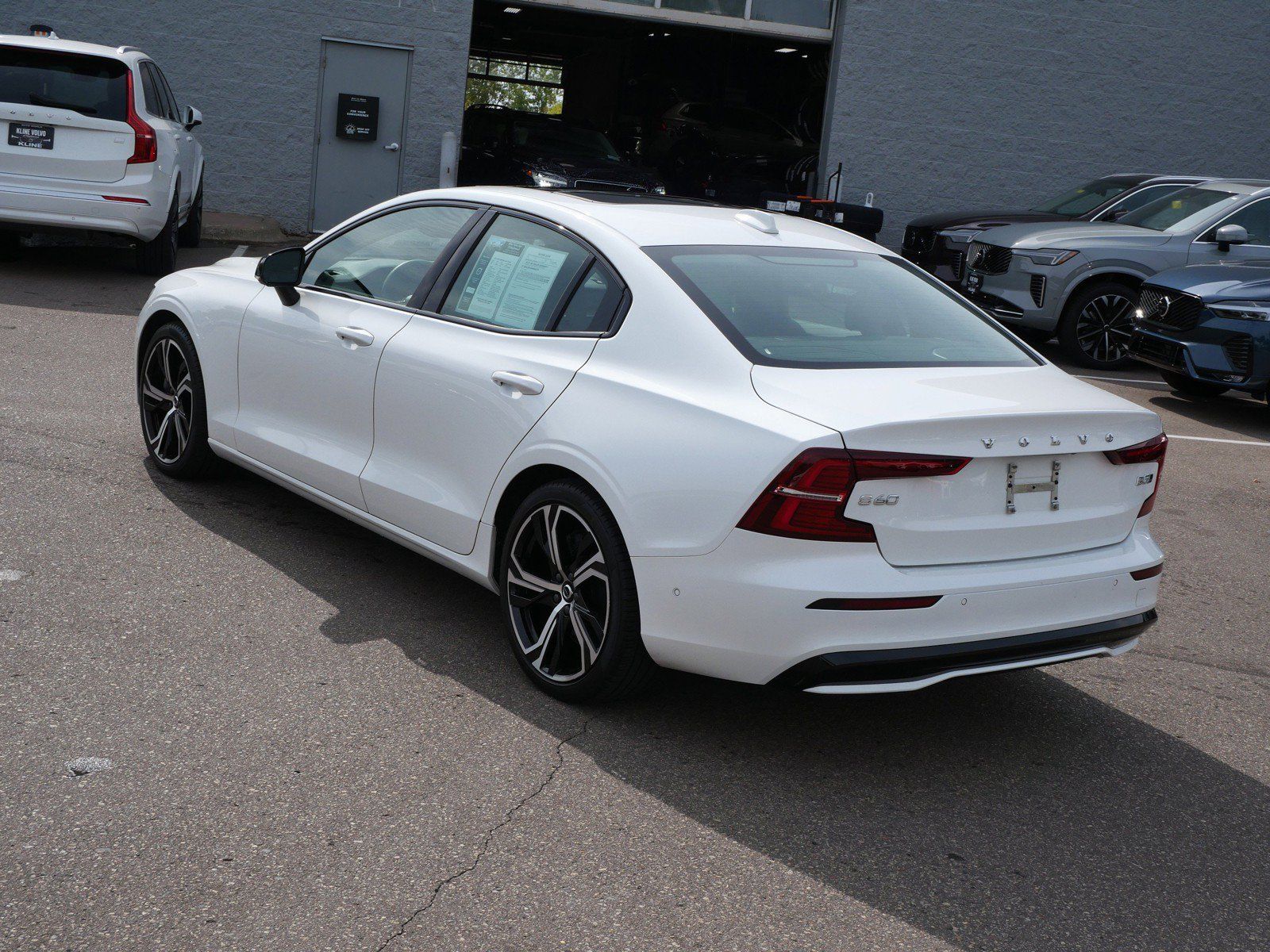 Certified 2024 Volvo S60 B5 Plus w/ Climate Package AWD/4WD image 5