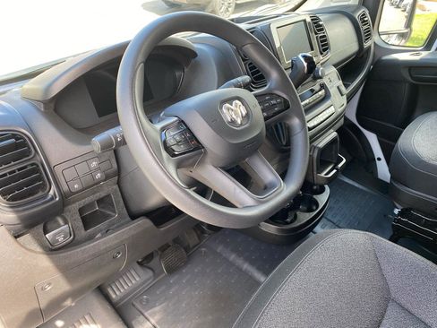 Used 2025 RAM ProMaster 2500 w/ U-Haul Equipment Group image 15