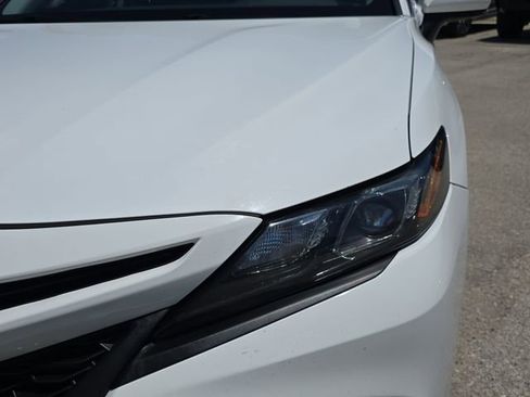 Used 2022 Toyota Camry SE FWD image 31