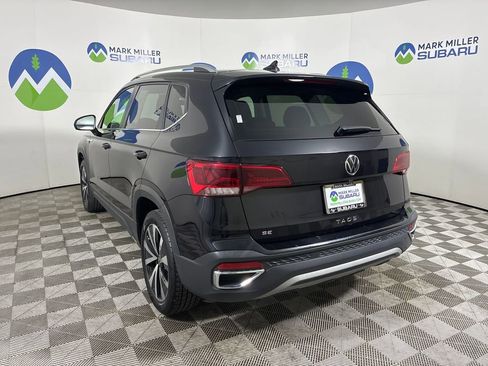 Used 2024 Volkswagen Taos SE FWD image 4