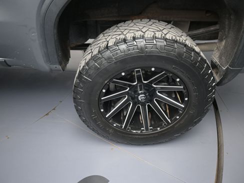Used 2021 GMC Sierra 1500 AT4 image 18