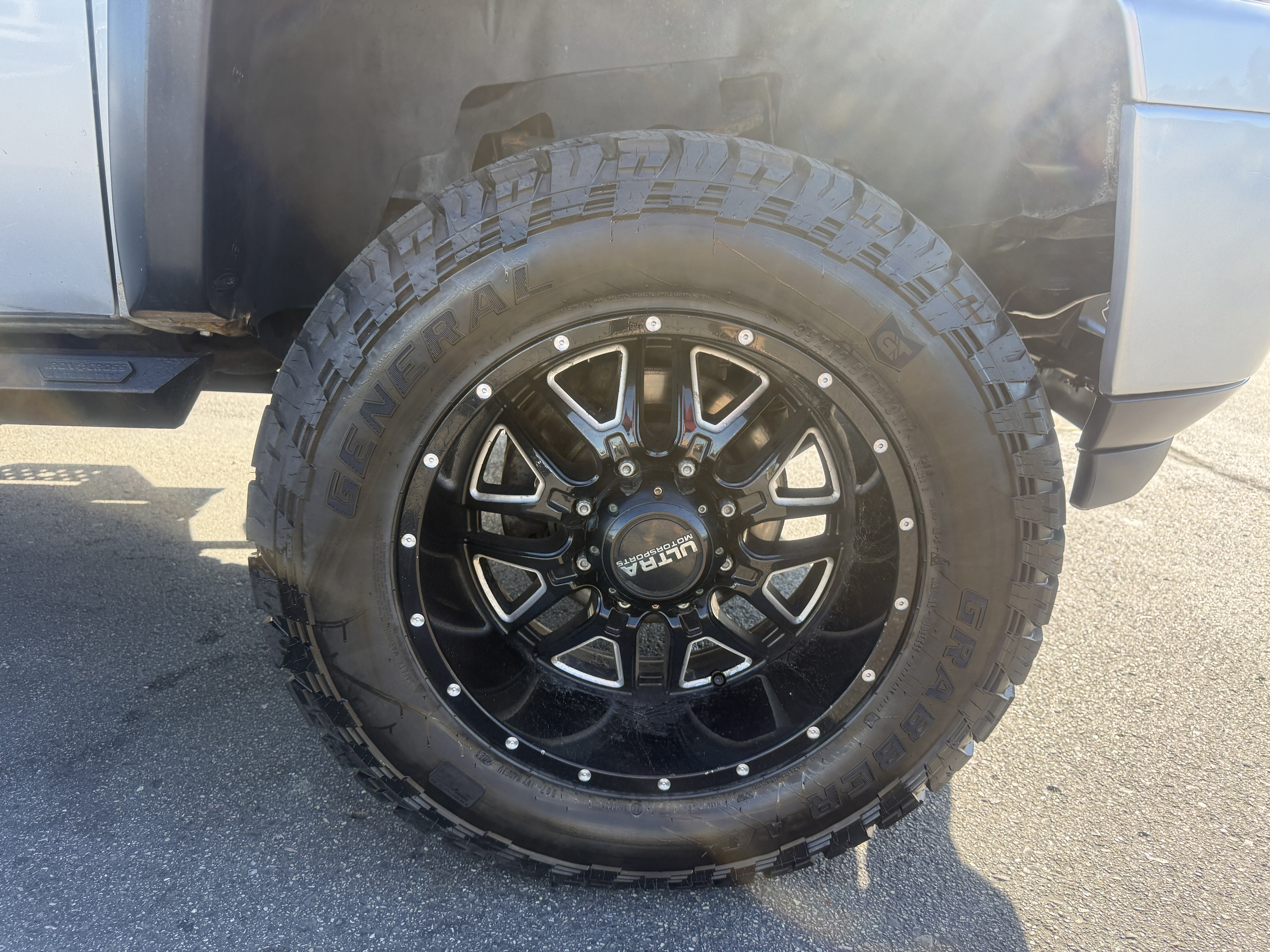 Used 2014 Chevrolet Silverado 2500 LT w/ Z71 Appearance Package AWD/4WD image 27