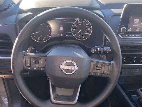 Used 2026 Nissan Rogue S AWD/4WD image 8