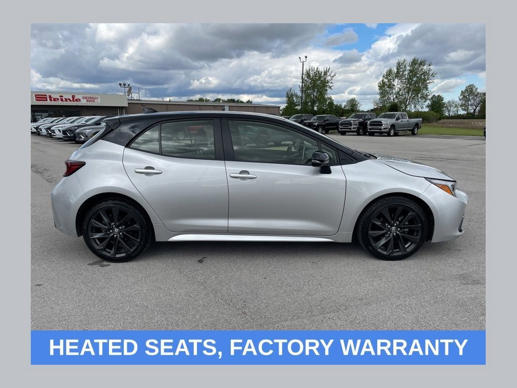 Used 2025 Toyota Corolla XSE FWD image 1