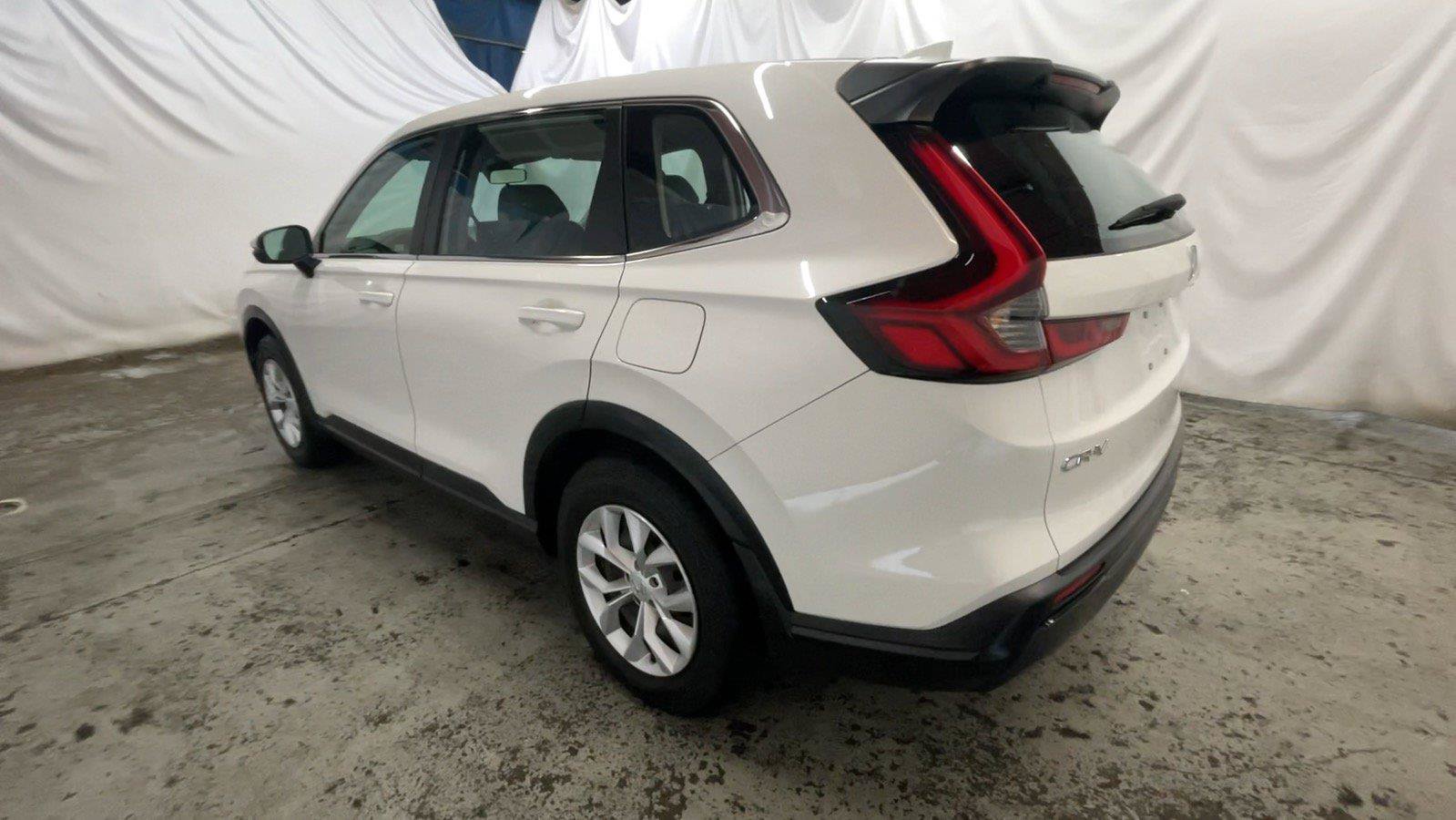 Used 2024 Honda CR-V LX image 10