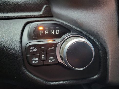 Used 2020 RAM 1500 Big Horn AWD/4WD image 15